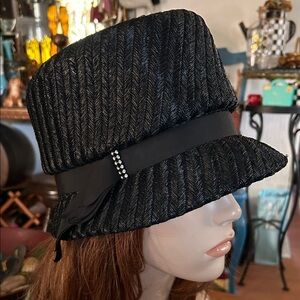 Vintage Black Cloche-Style Hat